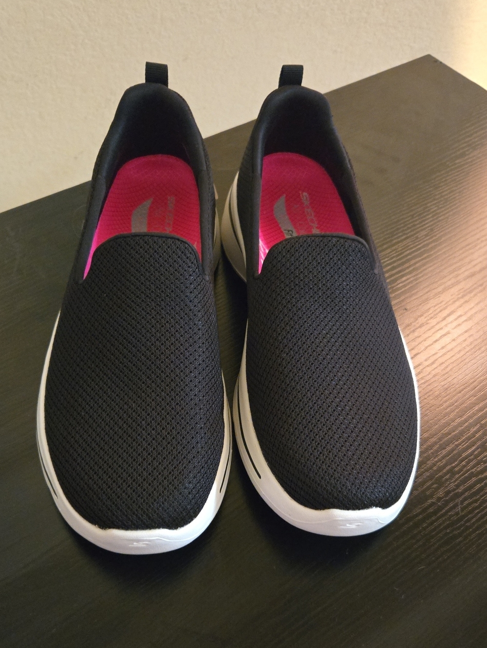 Skechers Women's Slip-On Air-Cooled ArchFit in Black and Pink